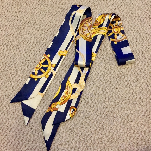 Accessories - Pair of Fashion Twillies (NWOT)